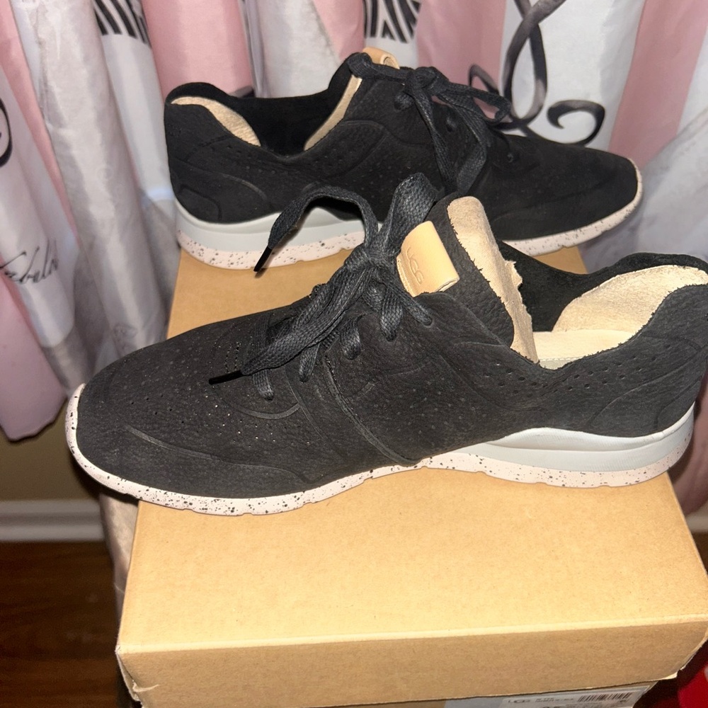 UGG Treadlite Sneakers - Picture 3 of 5